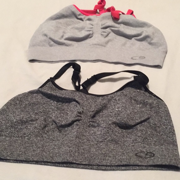 2 champion brand sports bras - Picture 2 of 4